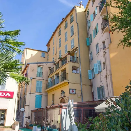 Apartment Grand 2p A Avec Terrasse Et Wifi - Fr-1-196-187 *
