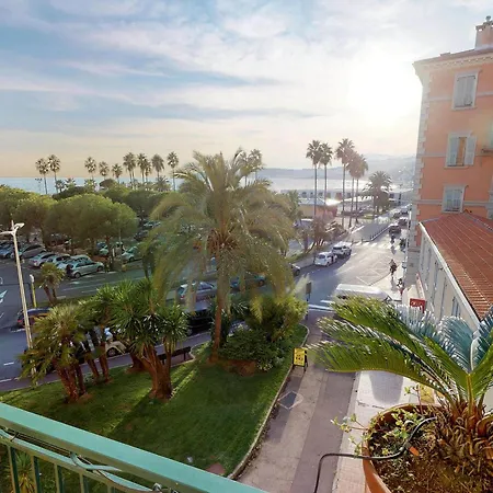 Apartment Grand 2p A Avec Terrasse Et Wifi - Fr-1-196-187 *