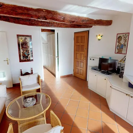 Grand 2p A Avec Terrasse Et Wifi - Fr-1-196-187